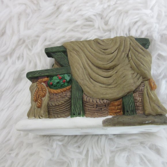 Deptartment 56 Christmas Pudding Costermonger #58408 *Pudding Stand Only* - Picture 5 of 10